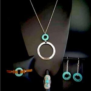 4pc Simply Santa Fe Necklace Set